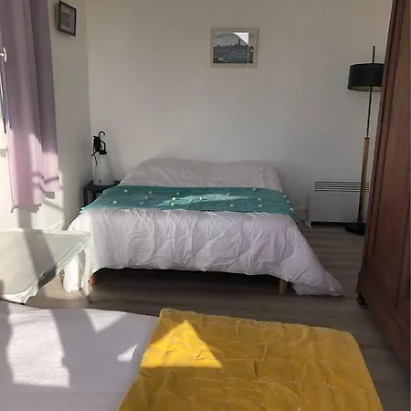 Holiday home Maison De En Bordure De !