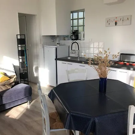 Holiday home Maison De En Bordure De !