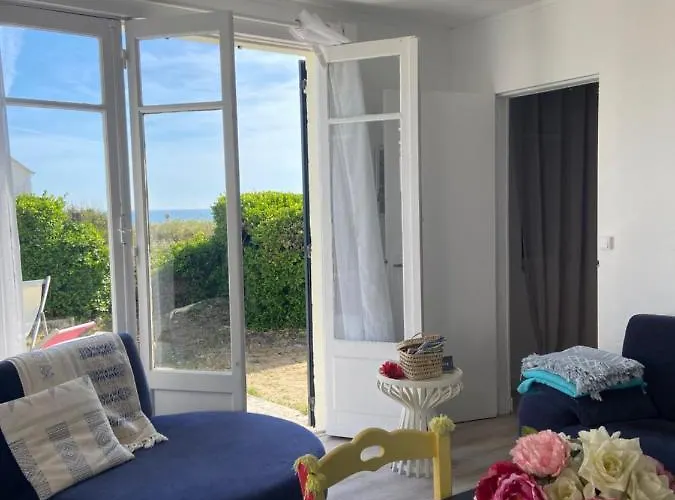 Maison De En Bordure De !